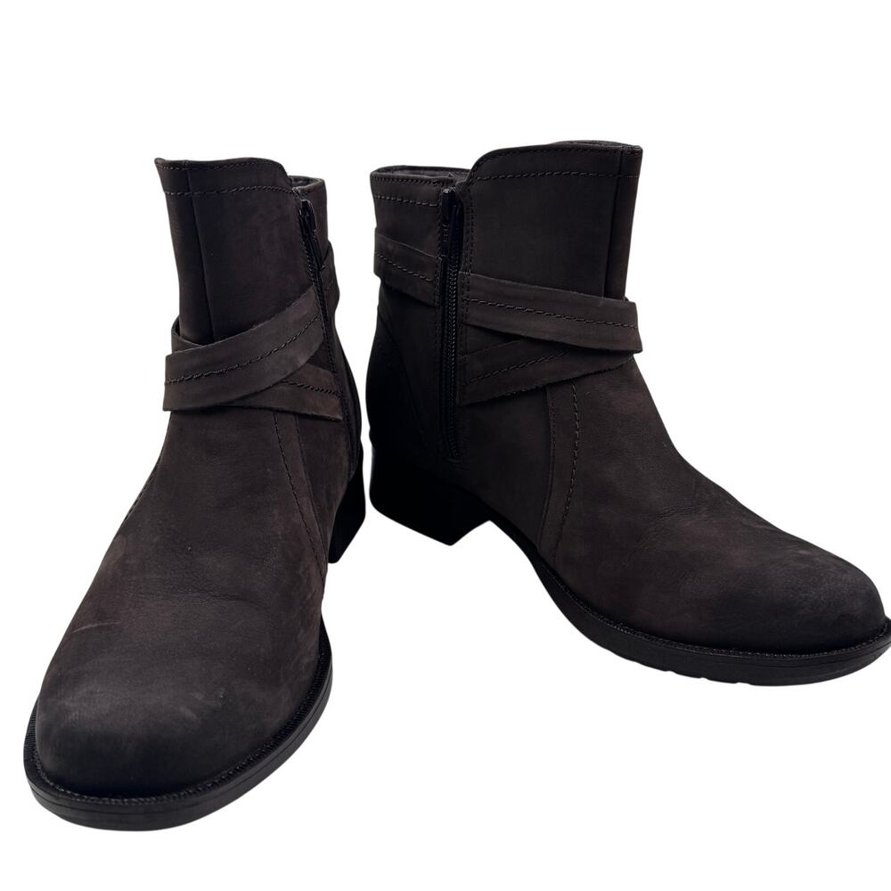 Cobb Hill Caroline Comfy Leather Waterproof Buckle Ankle Boots Women's Size 8